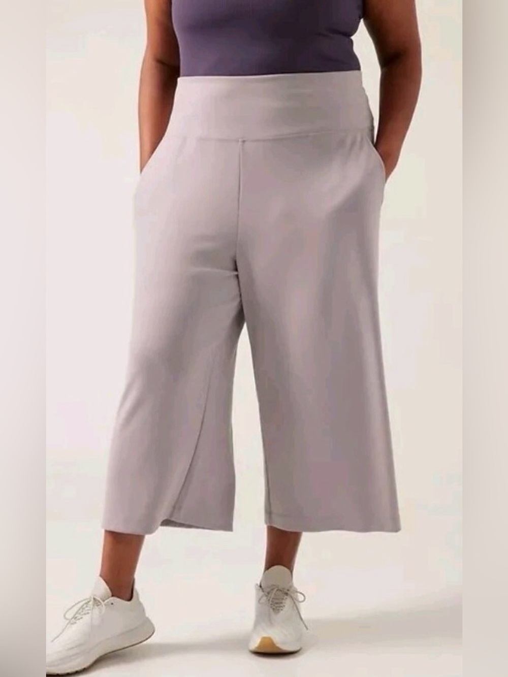 Athleta Seasoft Wide Leg Crop Pant 3/4 Length